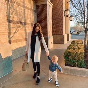 Meet your Posher, Adriana